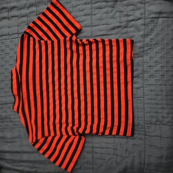 Vixen Bad Girl Striped Red and Black Women's Crop Top XS - Picture 2 of 4